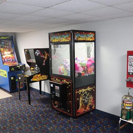Econo Lodge Inn & Suites Wisconsin Dells Extérieur photo