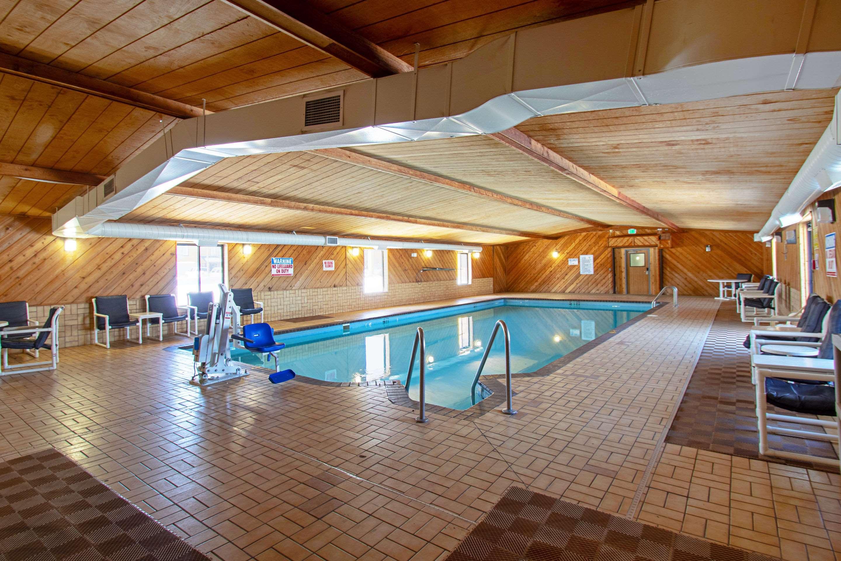 Econo Lodge Inn & Suites Wisconsin Dells Extérieur photo