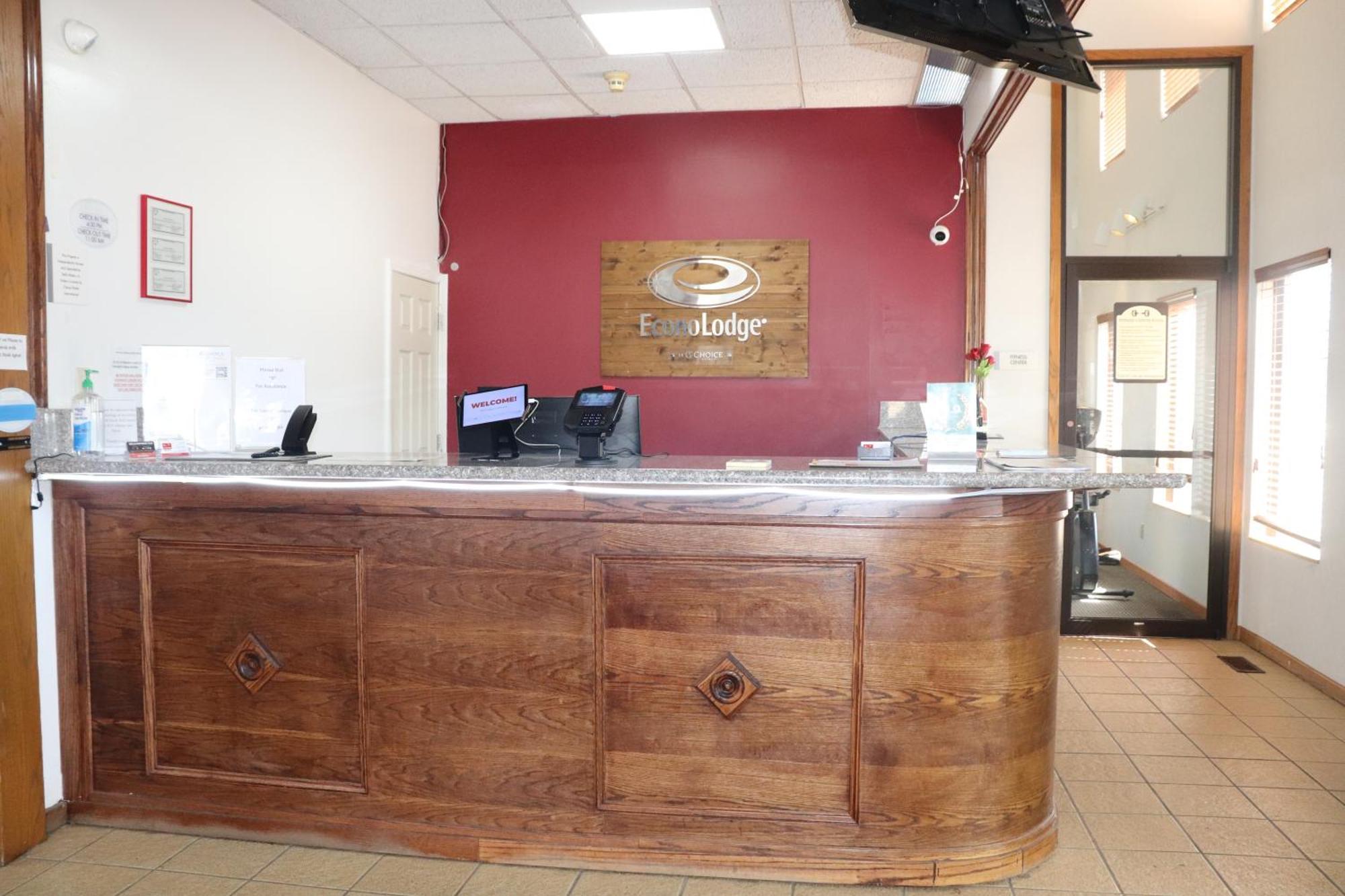 Econo Lodge Inn & Suites Wisconsin Dells Extérieur photo