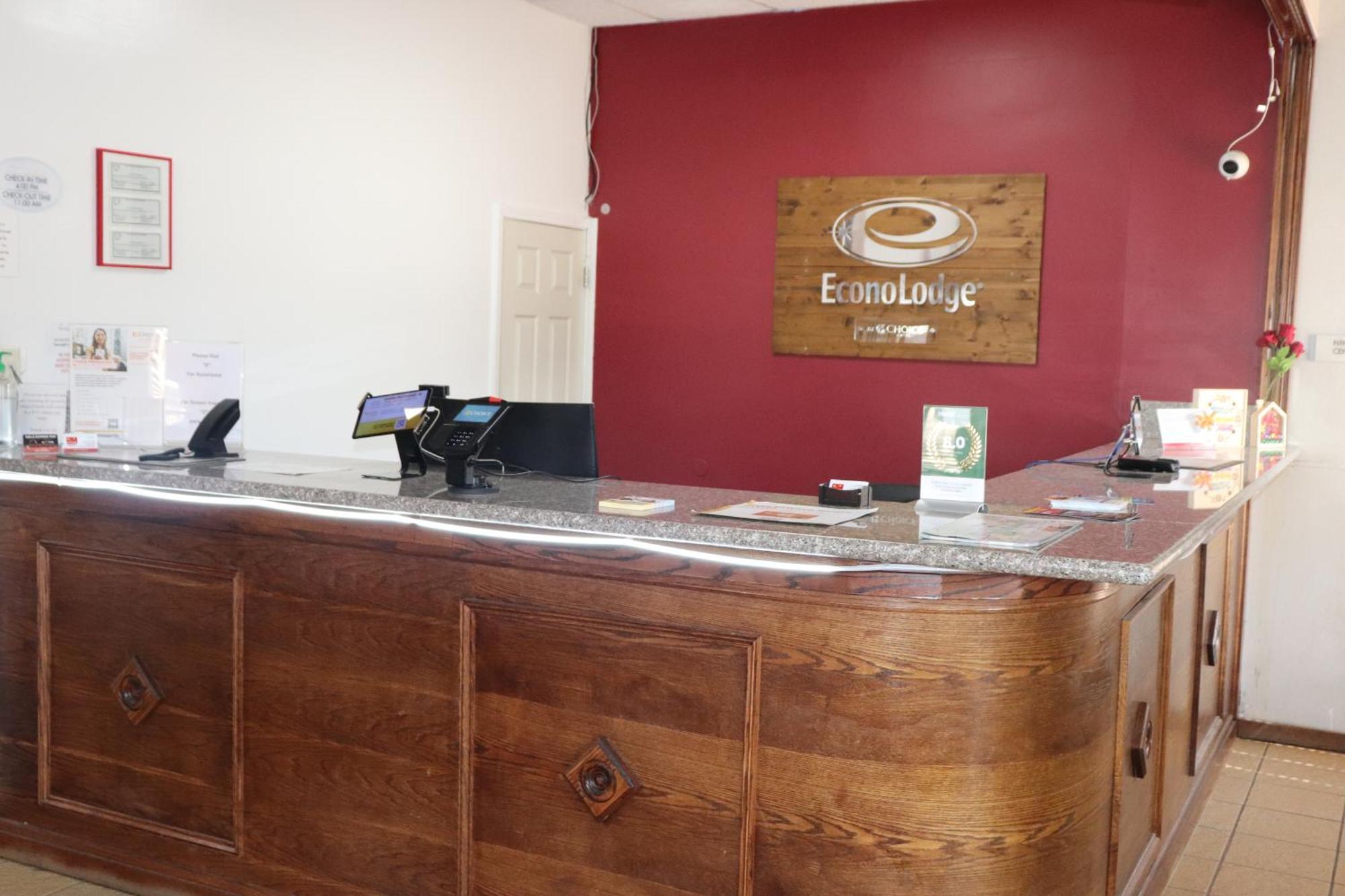 Econo Lodge Inn & Suites Wisconsin Dells Extérieur photo