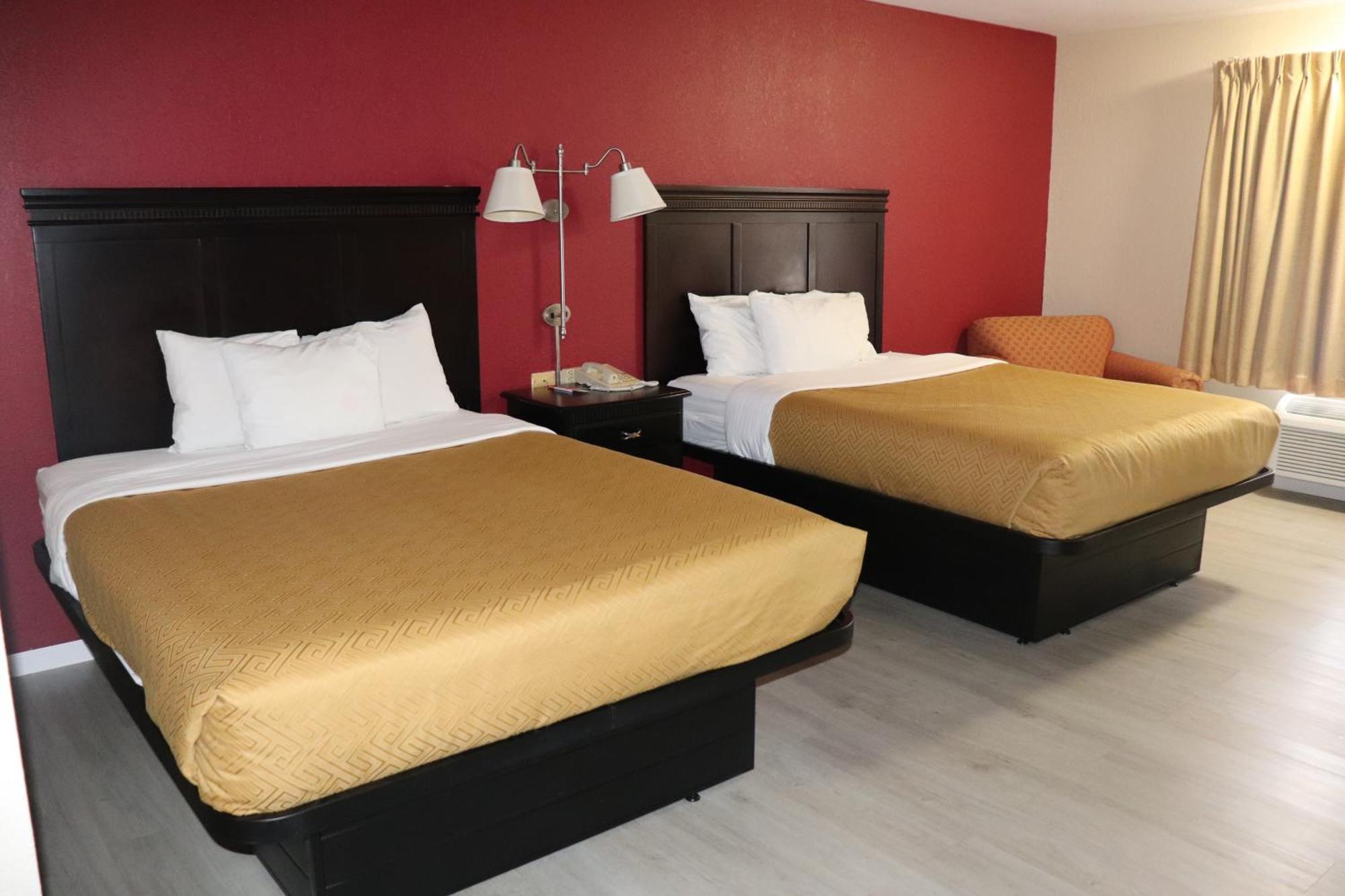Econo Lodge Inn & Suites Wisconsin Dells Extérieur photo