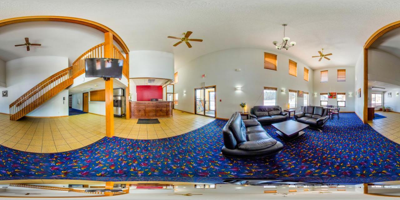 Econo Lodge Inn & Suites Wisconsin Dells Extérieur photo