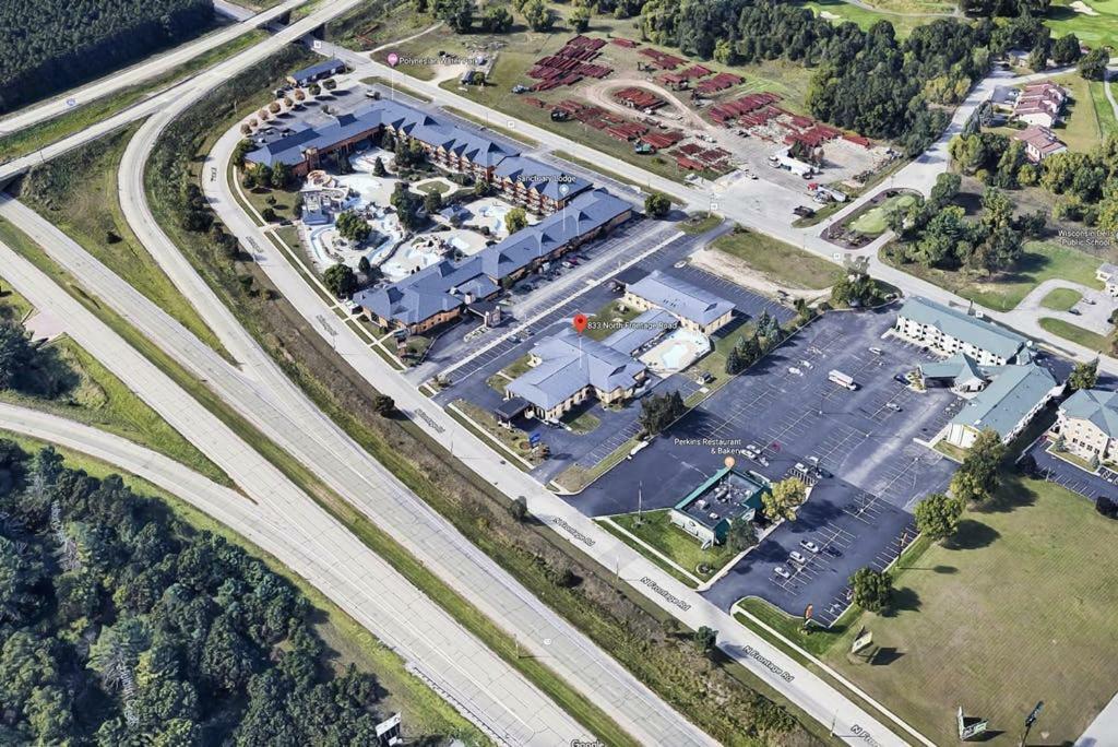 Econo Lodge Inn & Suites Wisconsin Dells Extérieur photo